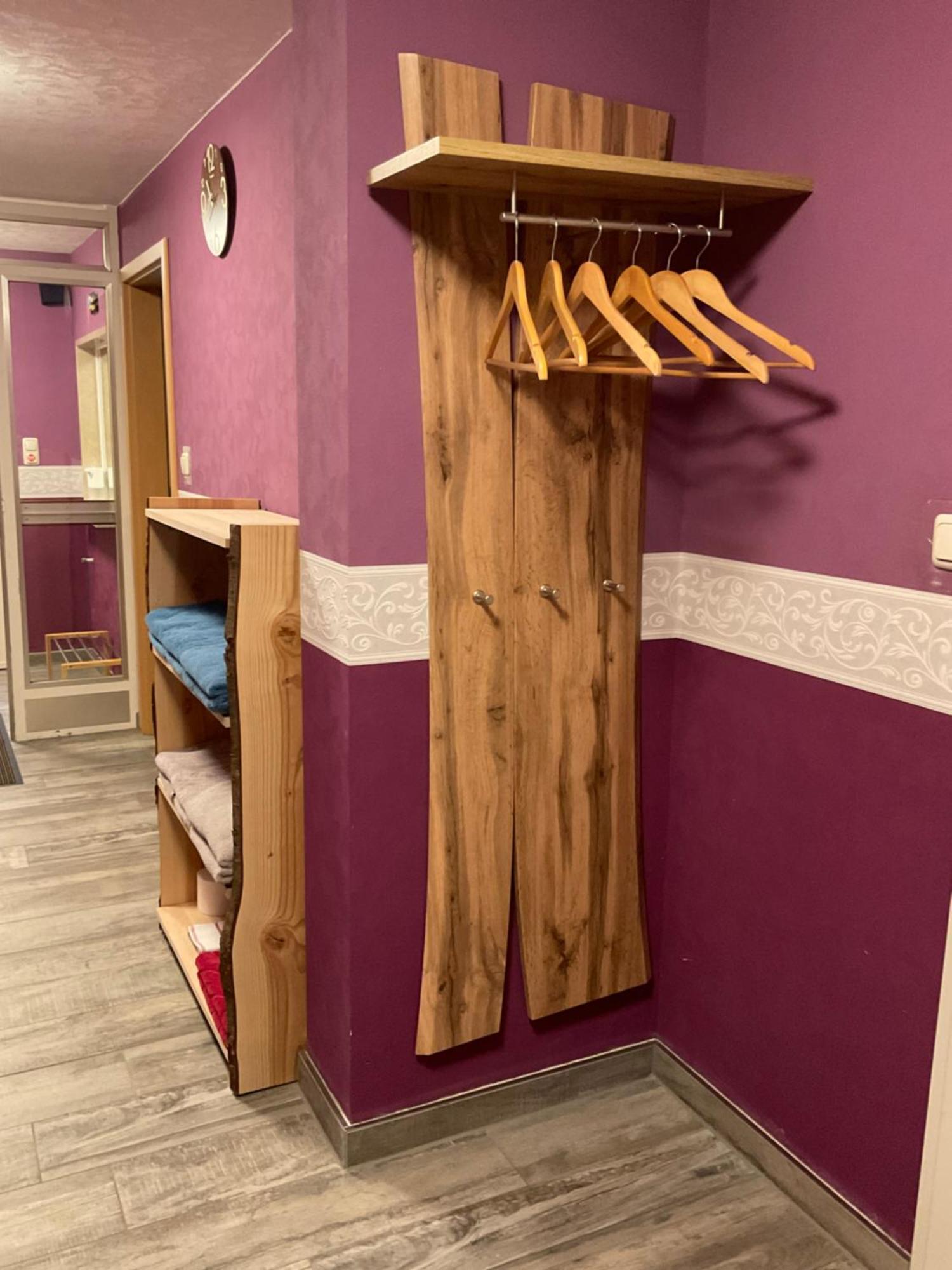 Messe-Apartment, 4 Schlafzimmer, 80 Qm, Garten - 6 Km Zur Messe, Verkehrsguenstig, Ruhig, Parkplaetze Nuremberg Luaran gambar